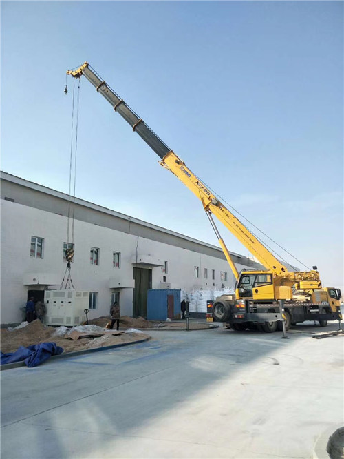 琼海市“超载就喊停”—— 吊车的 “重量保镖” 技术